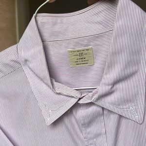 JCREW Men’s button down. Pale red and white pins stripe. Large. 16/16.5.